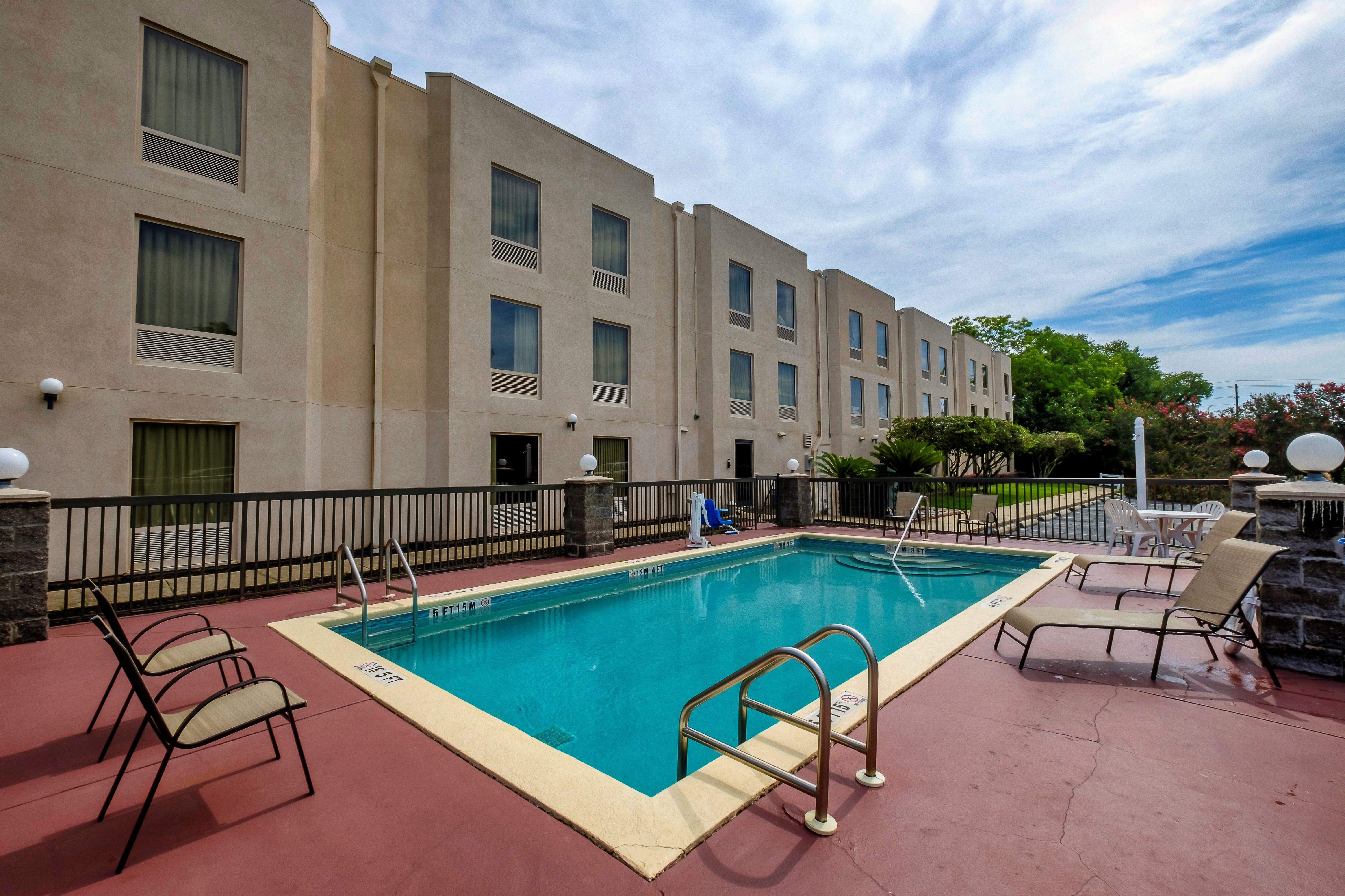 Red Roof Inn Pensacola Fairgrounds Ngoại thất bức ảnh
